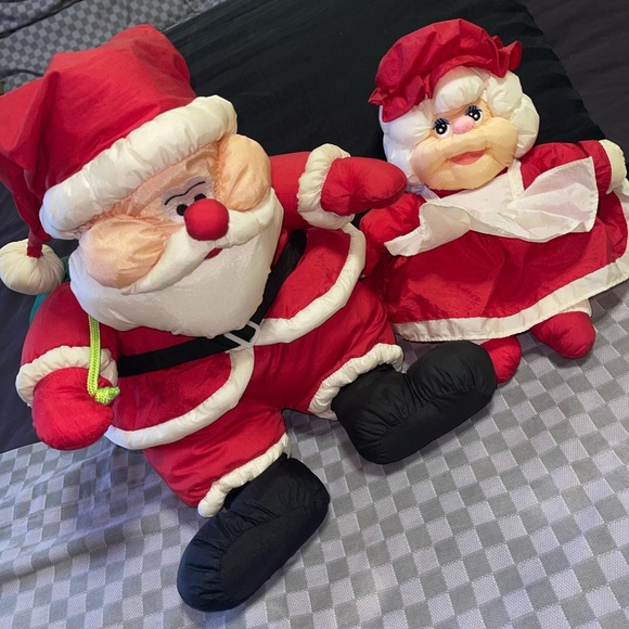 commonwealth Other - Vintage 1991 COMMONWEALTH Toys Santa & Mrs. Claus Nylon Decorative Plush